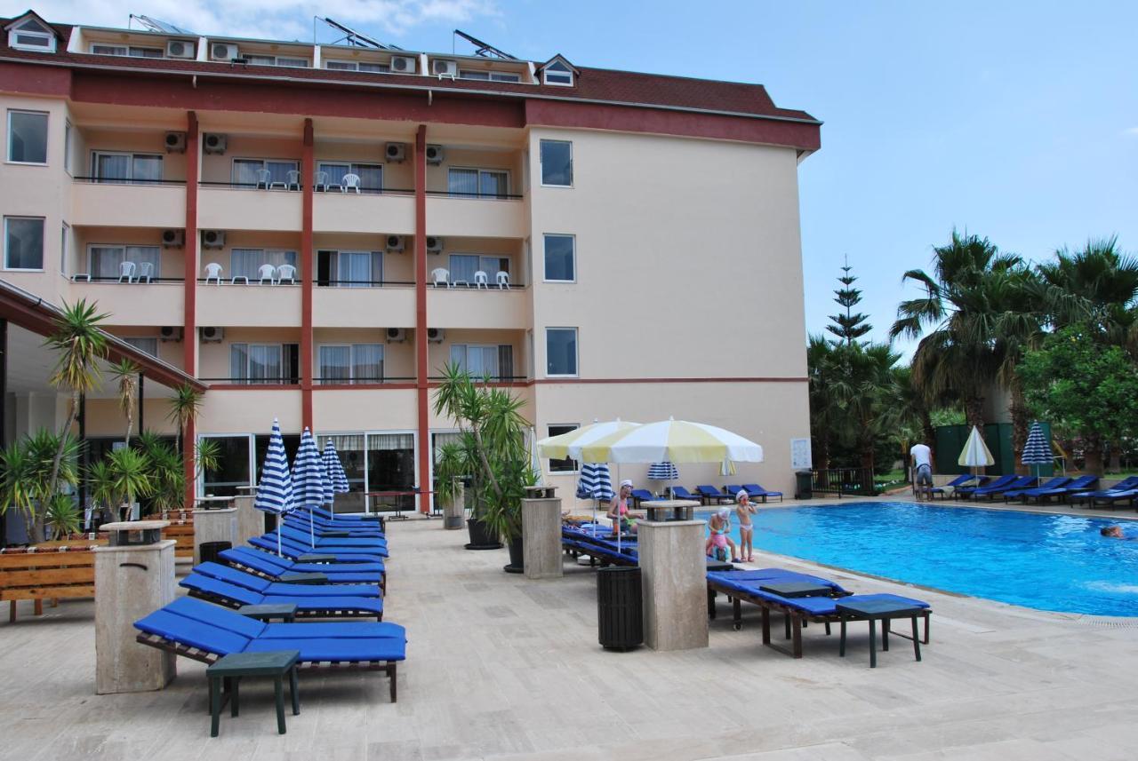 Castle Park Hotel Бельдиби Экстерьер фото