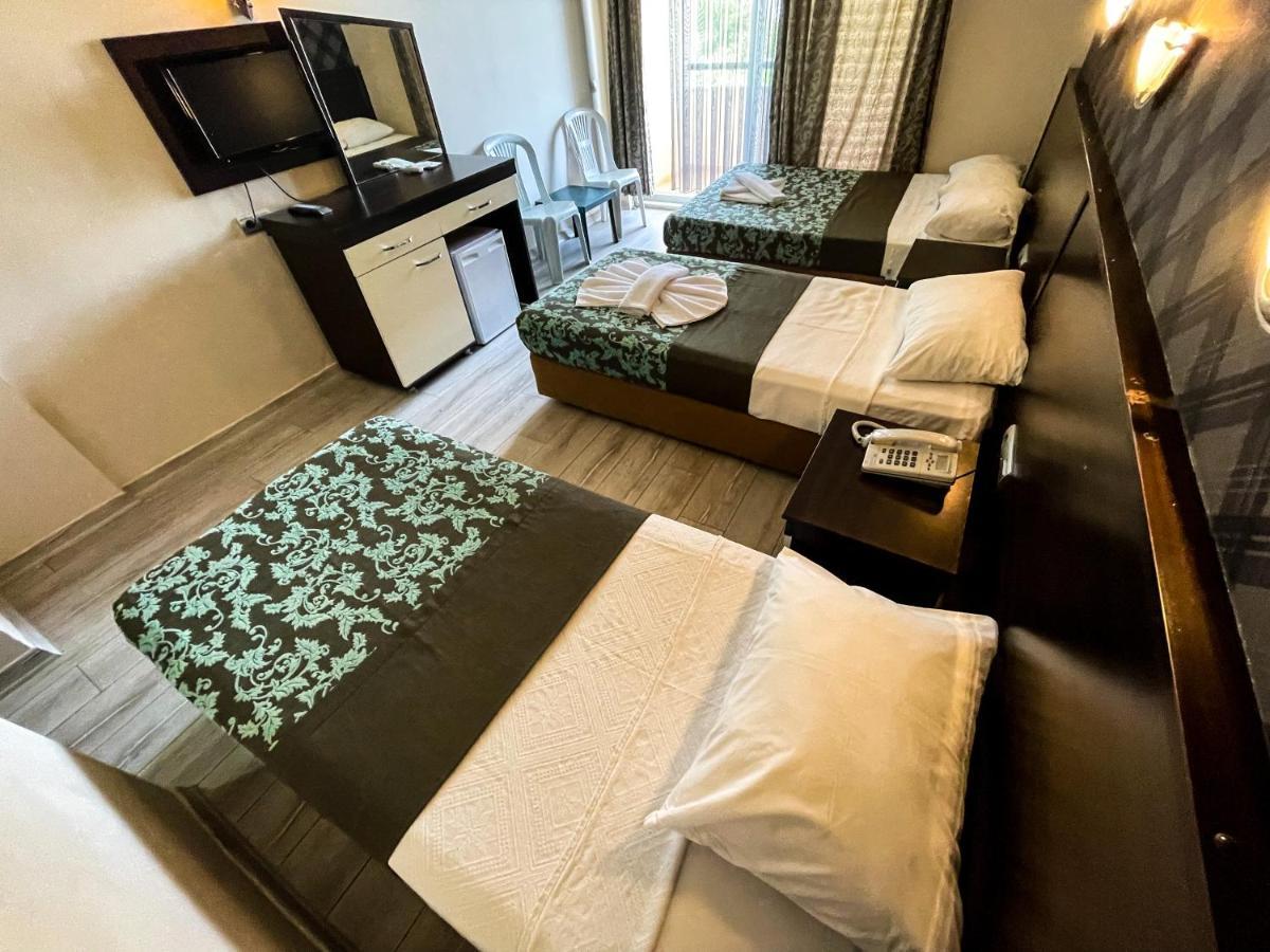 Castle Park Hotel Бельдиби Экстерьер фото
